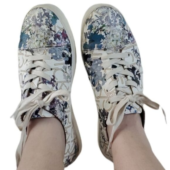Calvin Klein Imilia Shoes Sneakers Blue Floral Leather Women's  WOMAN'S Size 6 - Picture 2 of 12